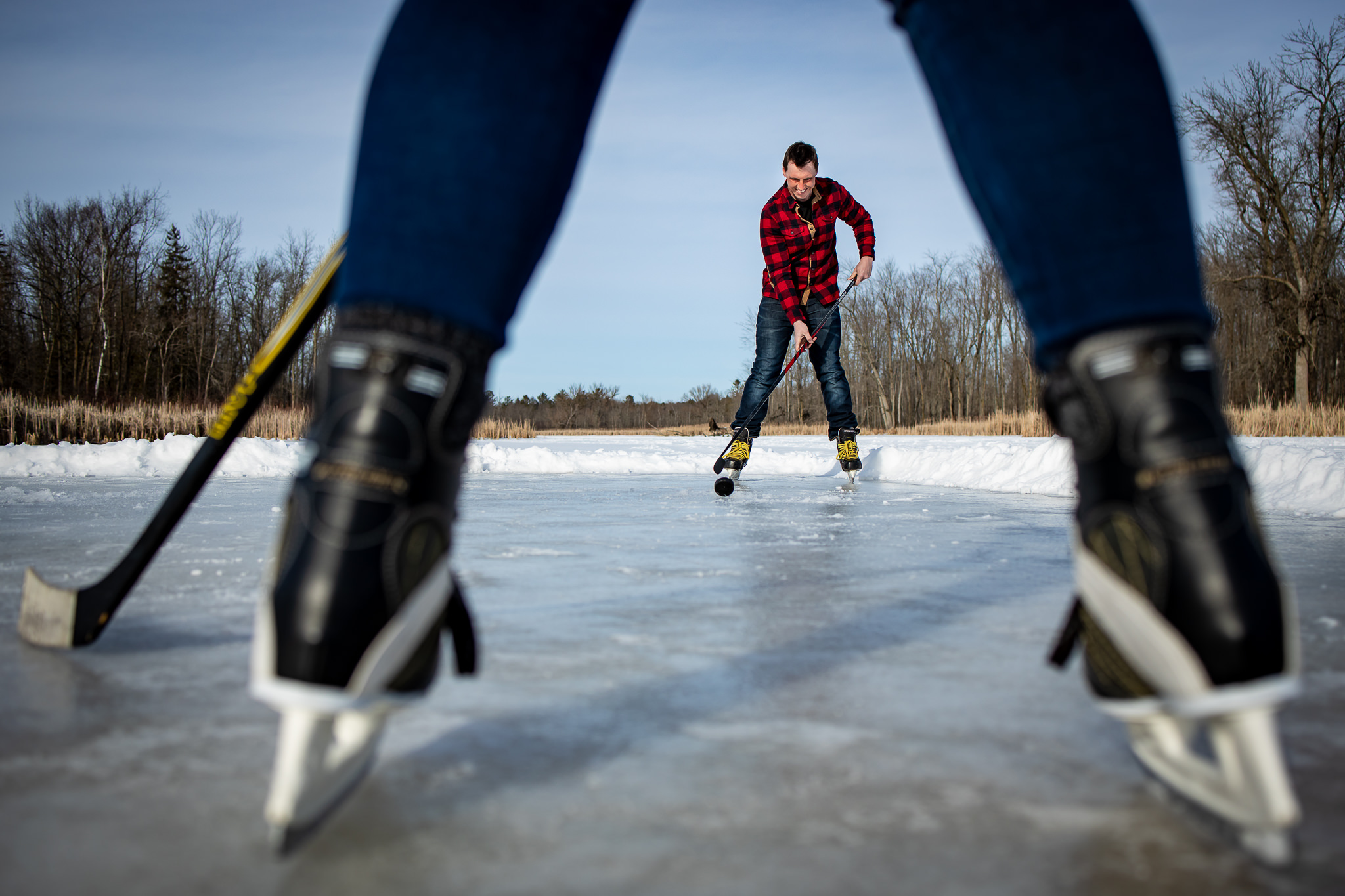 ice-skating-hockey-engagement-photos-2.jpg