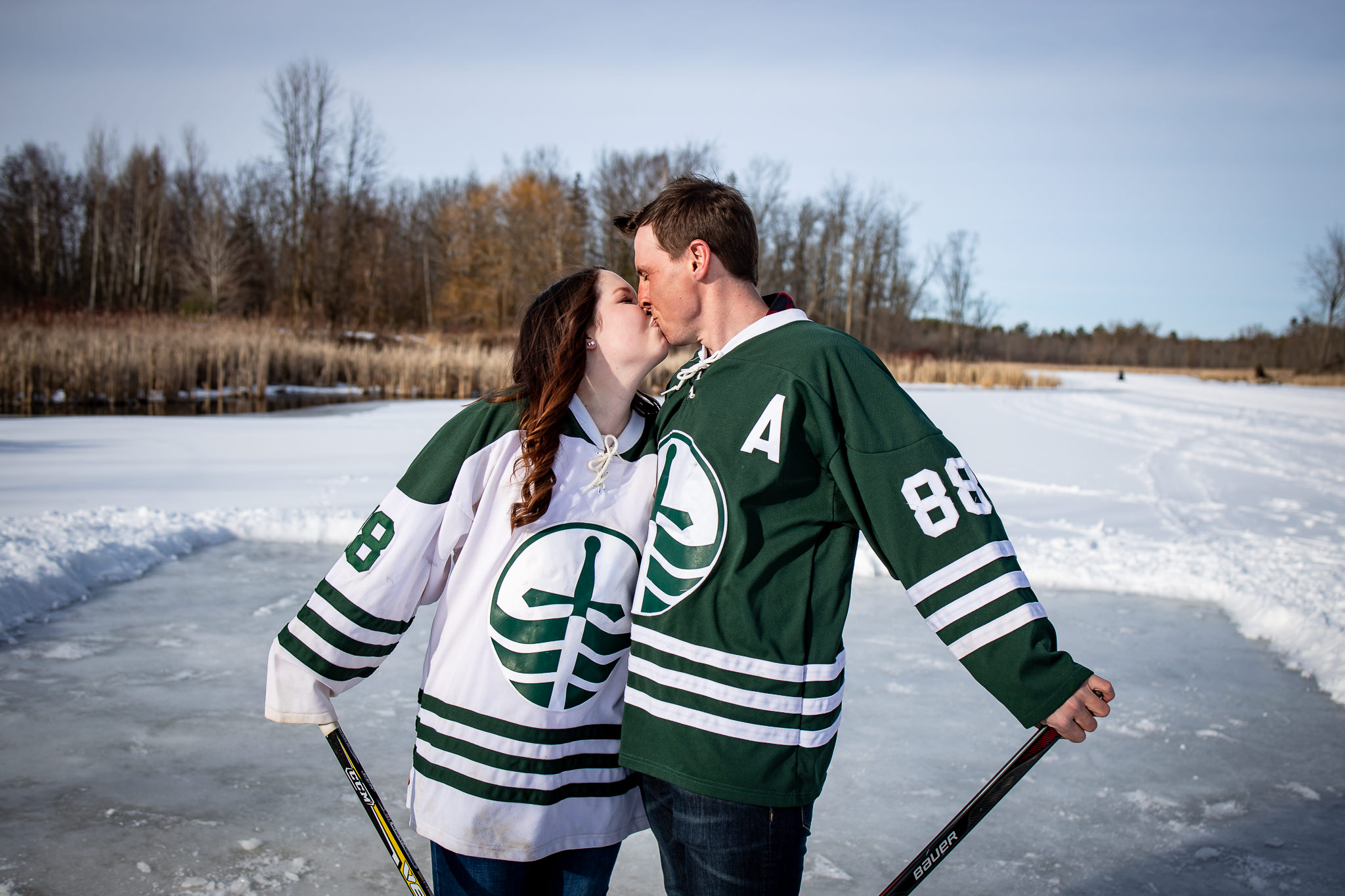 ice-skating-hockey-engagement-photos-8.jpg