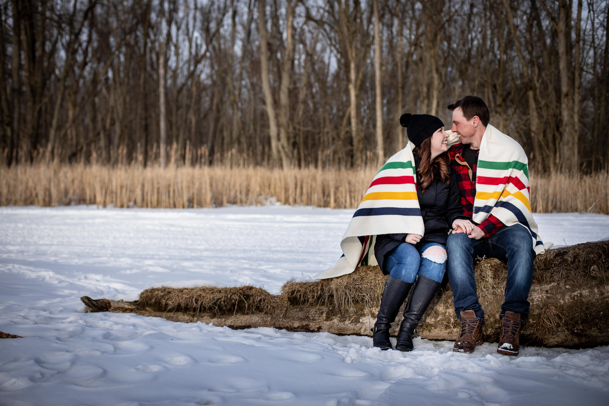 ice-skating-hockey-engagement-photos-15.jpg