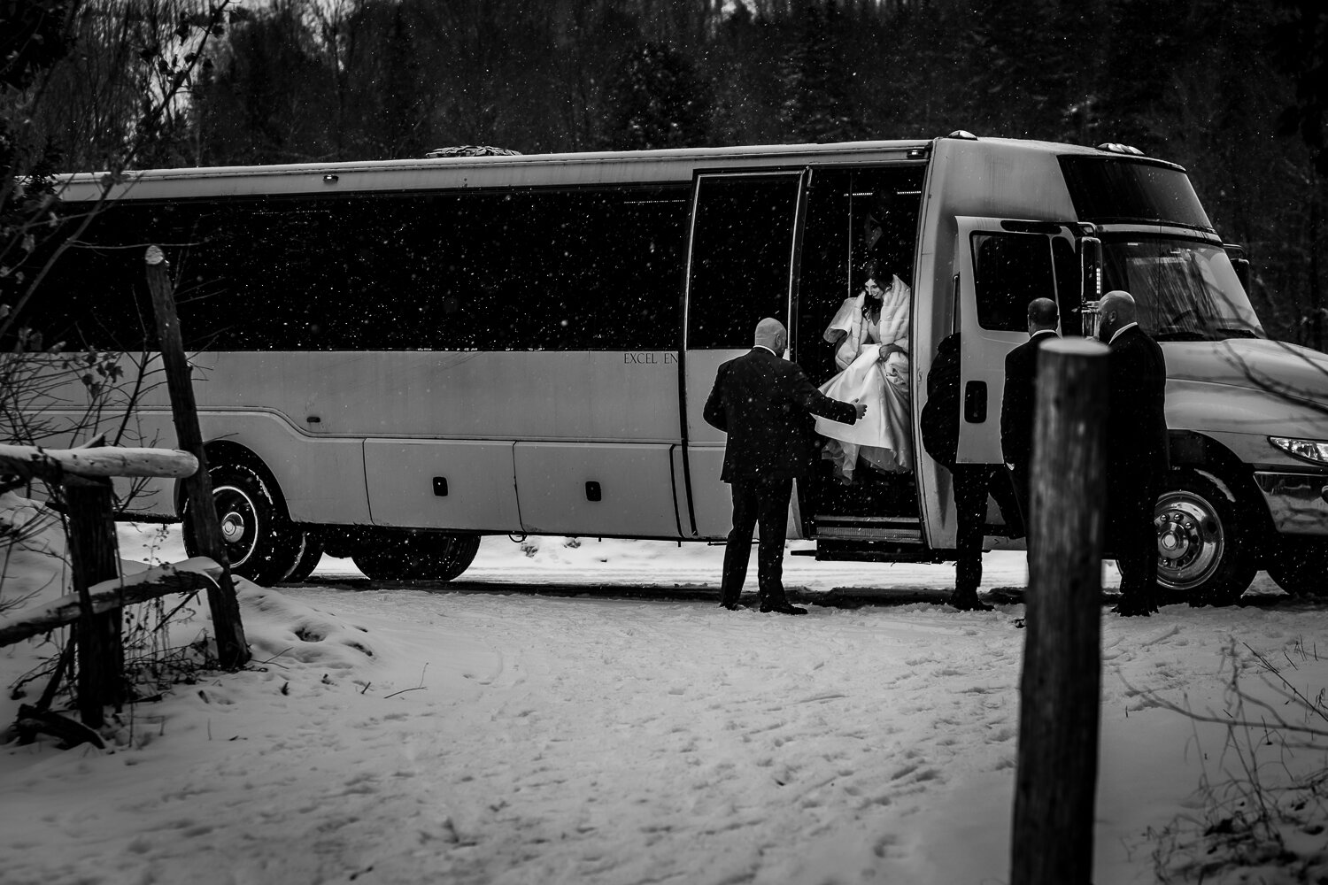 horseshoe-winter-wedding-18.jpg