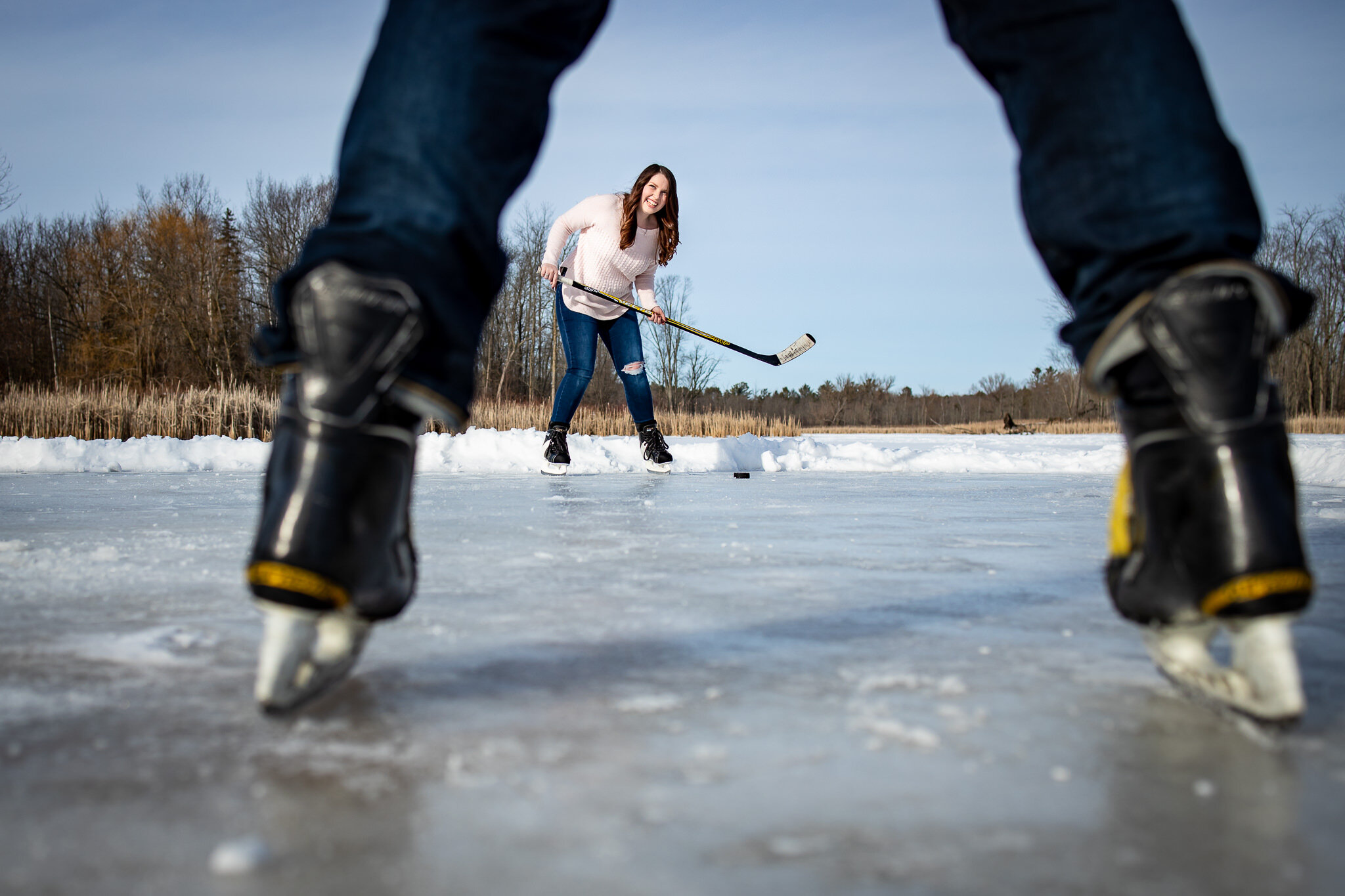 ice-skating-hockey-engagement-photos-4.jpg