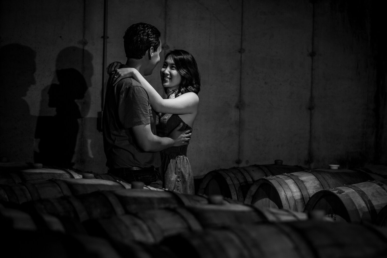 Winery-engagement-photos-1.jpg