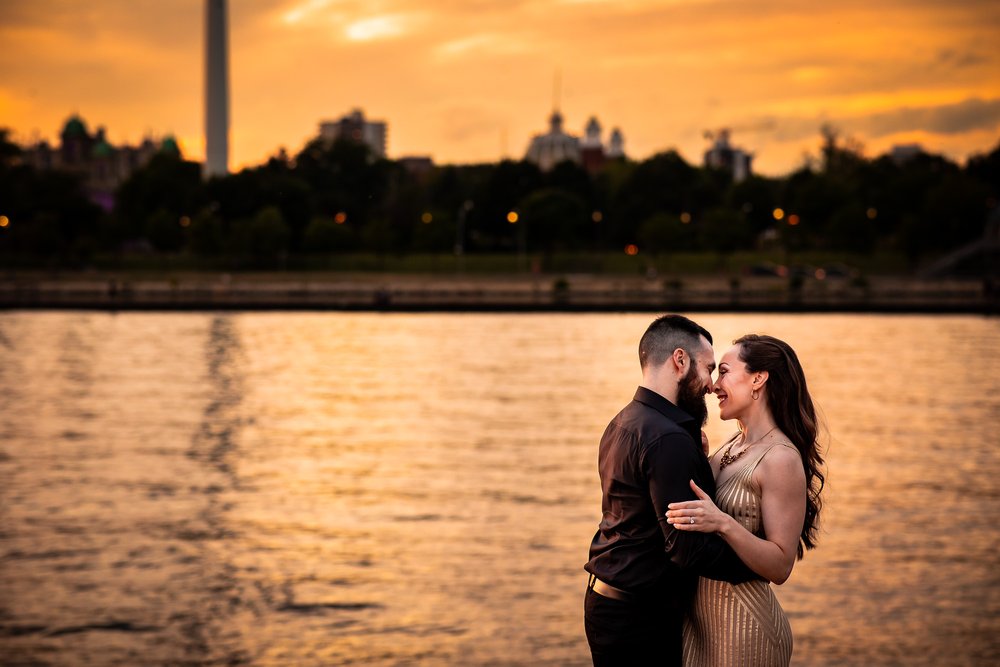 toronto-downtown-engagement-shoot-4.jpg