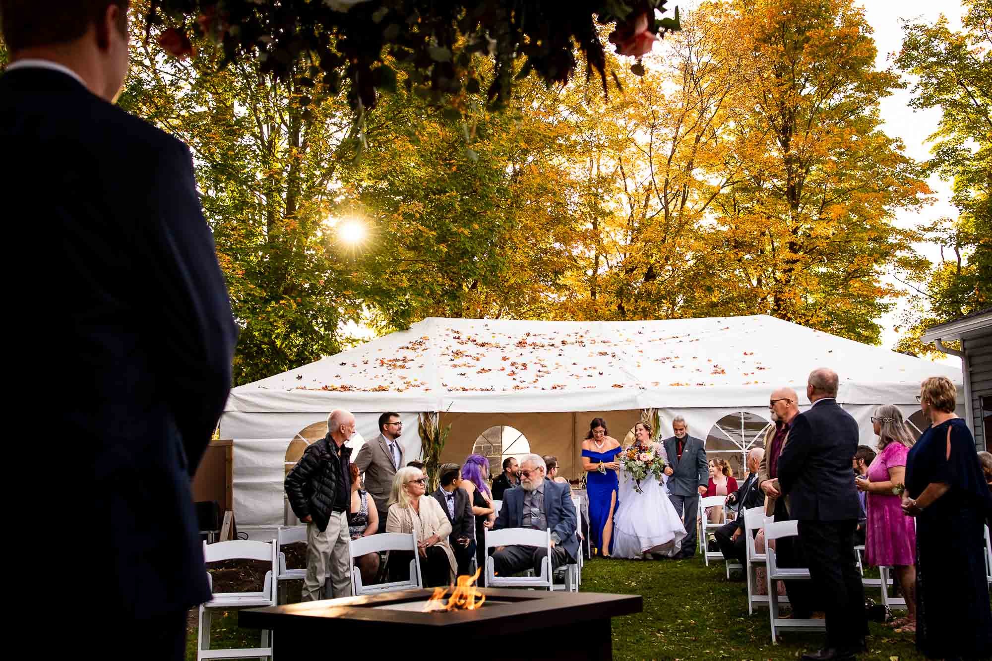 backyard-weddings-ideas-1-3.jpg
