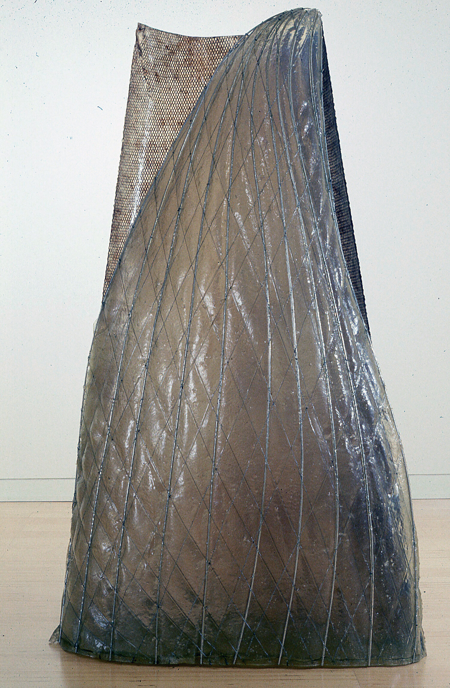  Fleece (1987), polyester resin, pigment, steel mesh, 73 x 23 x 45 inches (1.8 x .5 x 1.09 m) 