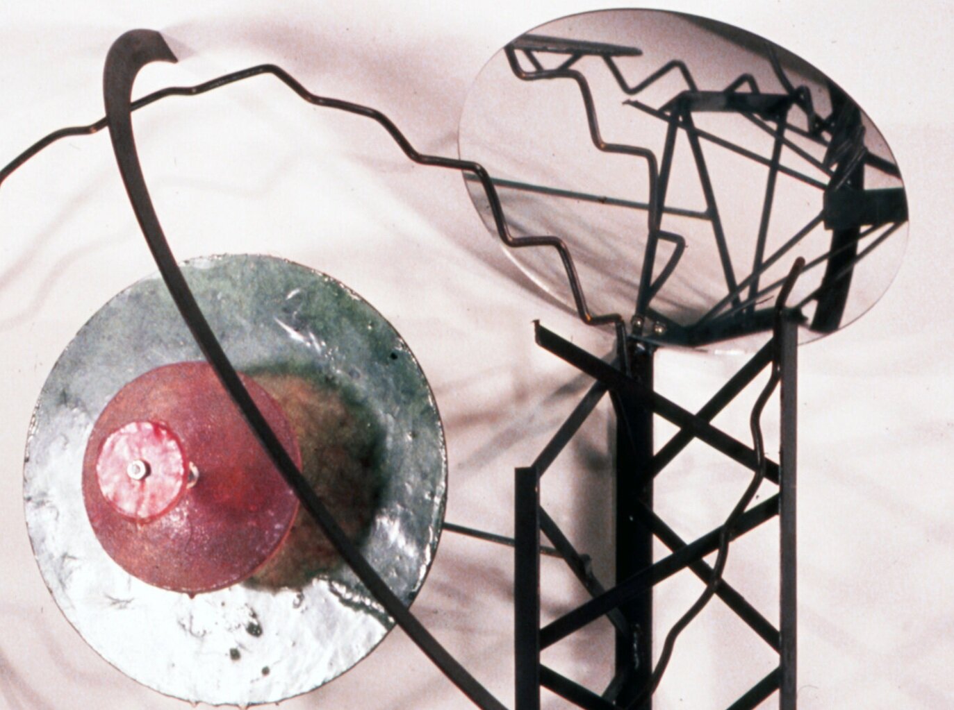  detail, Discs and Hoops (1999), steel, fiberglass, pigmented resin, and plexiglass, 30 x 28 x 14 inches (76.2 x 71.1 x 35.5 cm) 