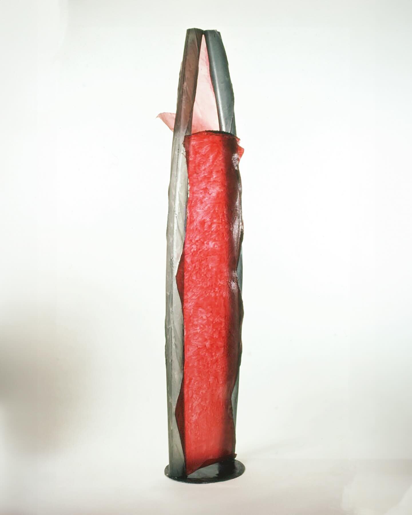 M.E. 1984
h. 9&rsquo;6&rdquo;
fiberglass, dyes
#tombutter 
#artofthe&rsquo;80&rsquo;s 
#maxernst