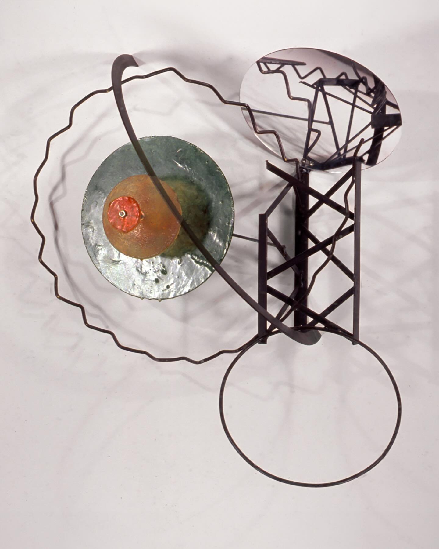 Discs and Hoops 2000
2&rsquo; 6&rdquo; x 2&rsquo; 4&rdquo; x 2&rsquo; 2&rdquo;
steel, acrylic mirror, fiberglass, threaded rod

#jaffefriedestraussgalleries
#dartmouthcollege
#tombutter 
#curtmarcusgallery
#artofthetwothousands
#abstractsculpture
