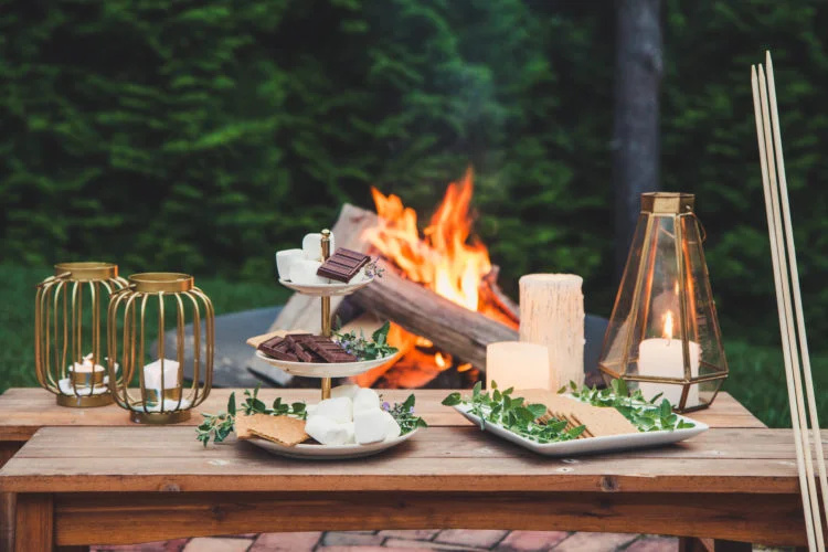 DIY Chic S'mores Bar