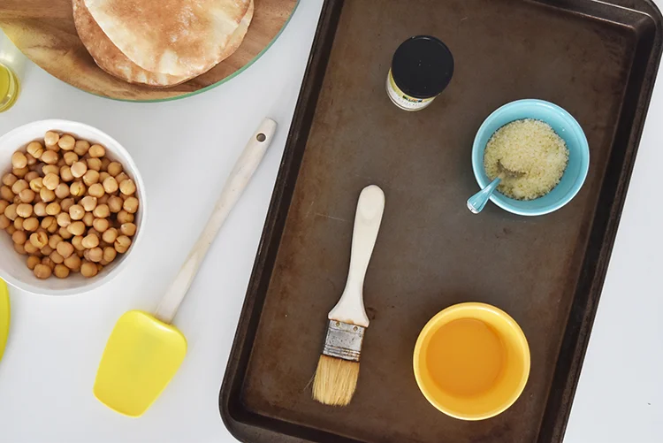 Chef Luke makes hummus & pita chips
