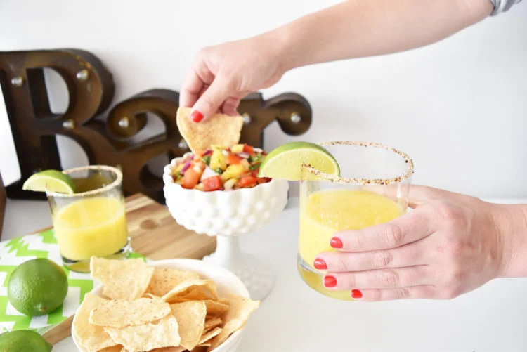 Spicy Frozen Mango Margaritas