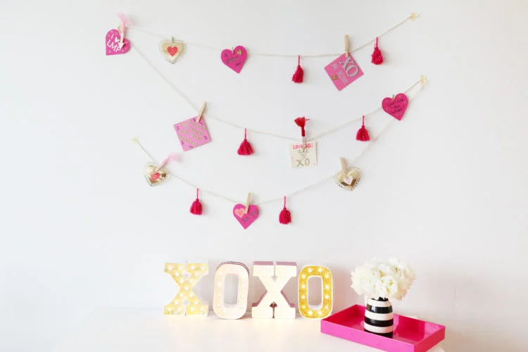 DIY Valentine's Day Banner