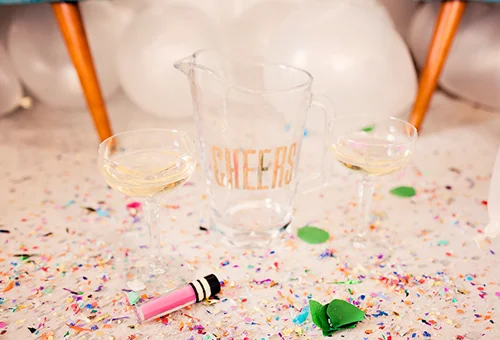 How to throw a Chic Bachelorette Party