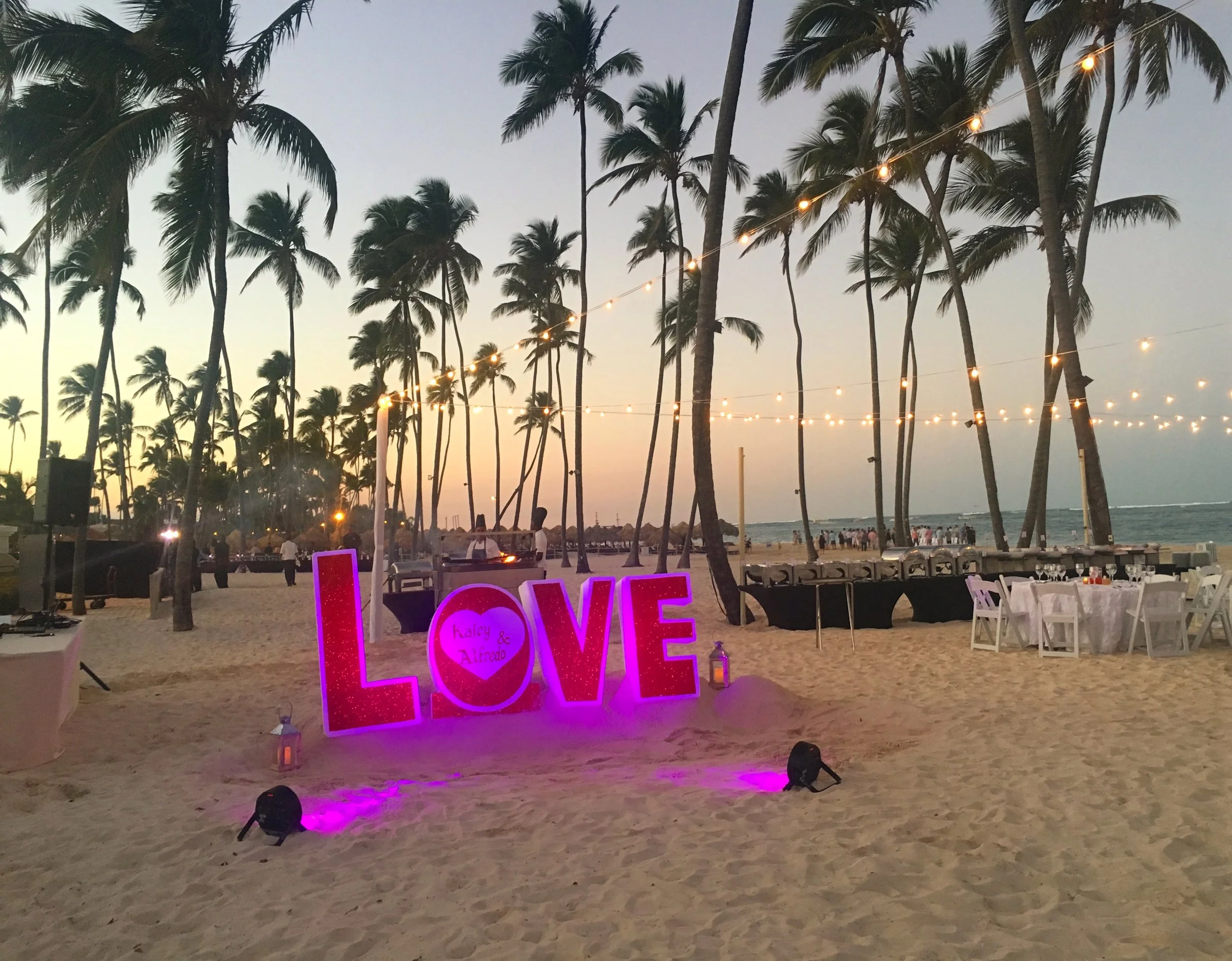 A Destination Wedding In Paradise 