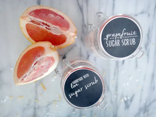 Easy DIY Mother's Day gifting with Cousin Daniella
