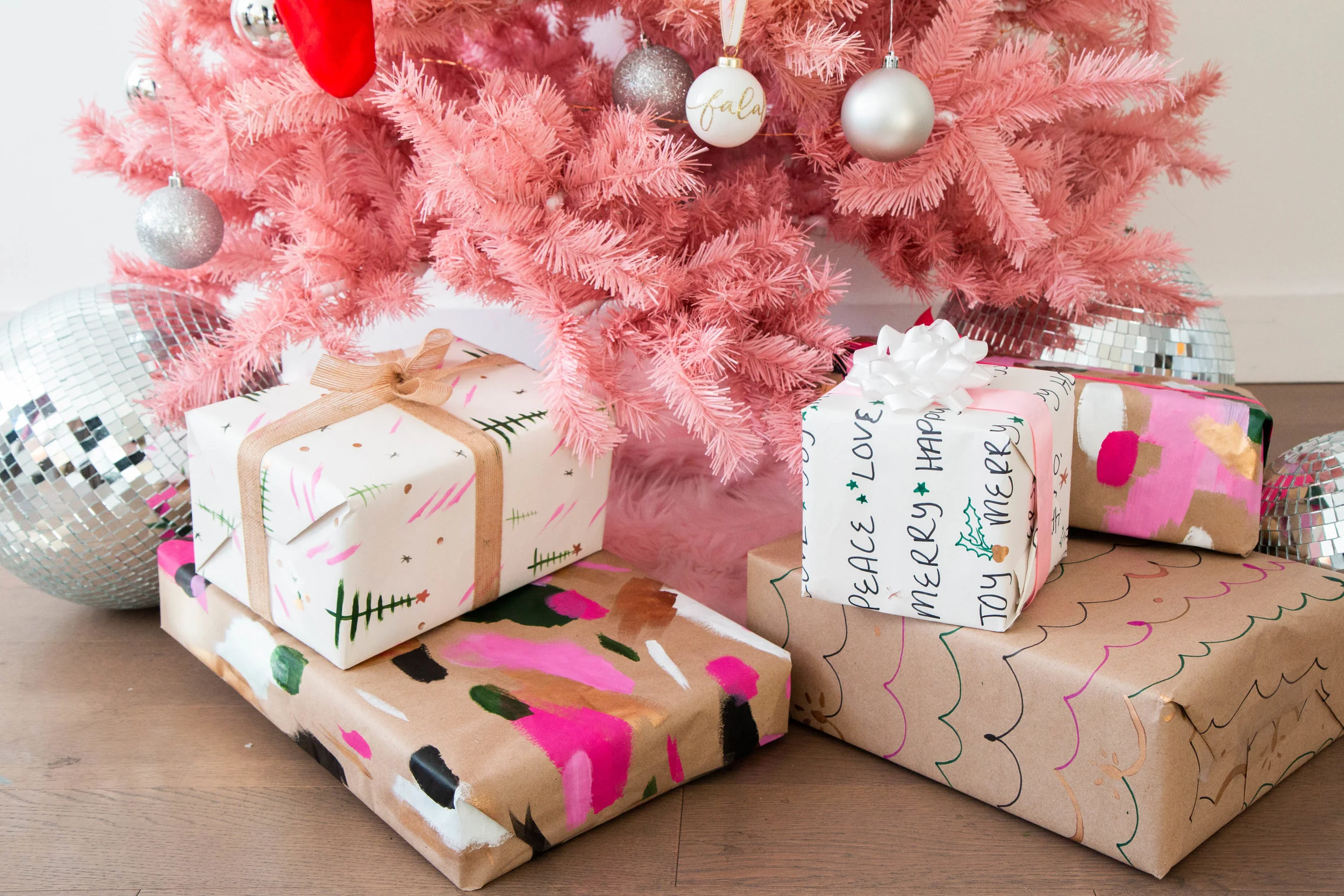 THE 2019 HOLIDAY GIFT GUIDE 