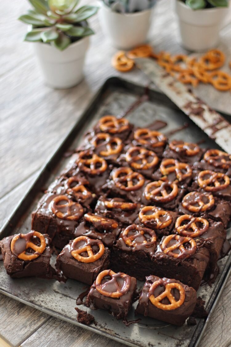 Brownie Recipe Roundup with Simply Beautiful Eating