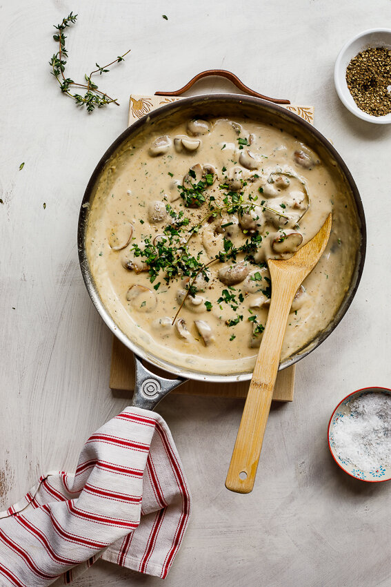 easy-creamy-mushroom-sauce-2.jpg