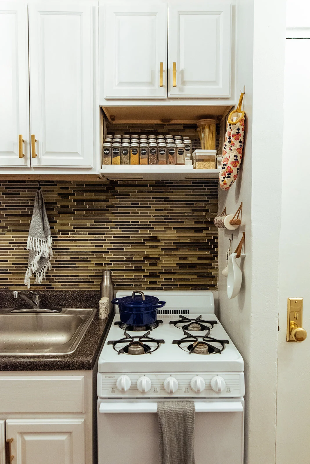 maggie-apartment-100.jpg
