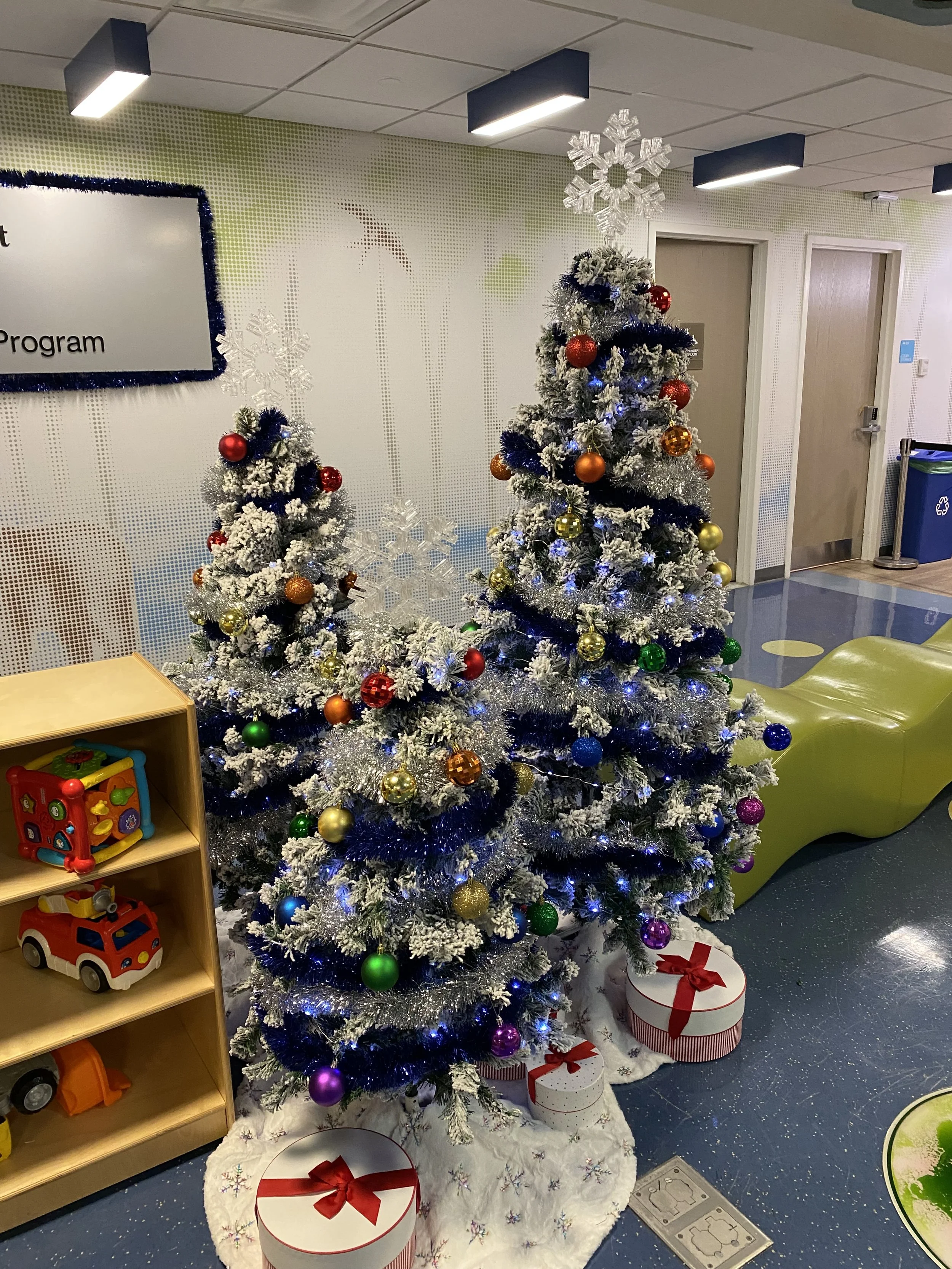 Holiday Magic in the Mount Sinai Oncology clinic