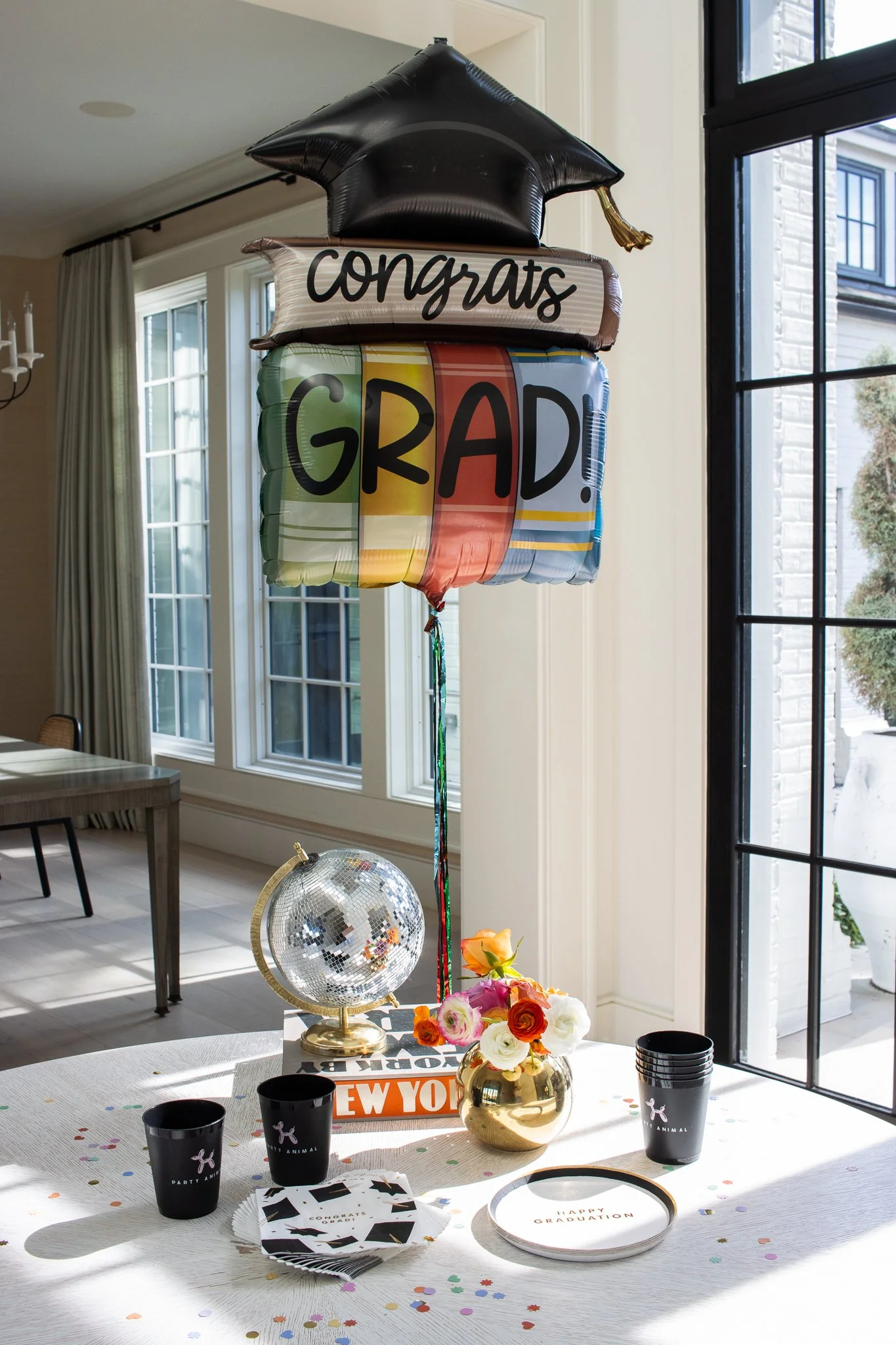 How to Celebrate a Graduation with Ease and Style
