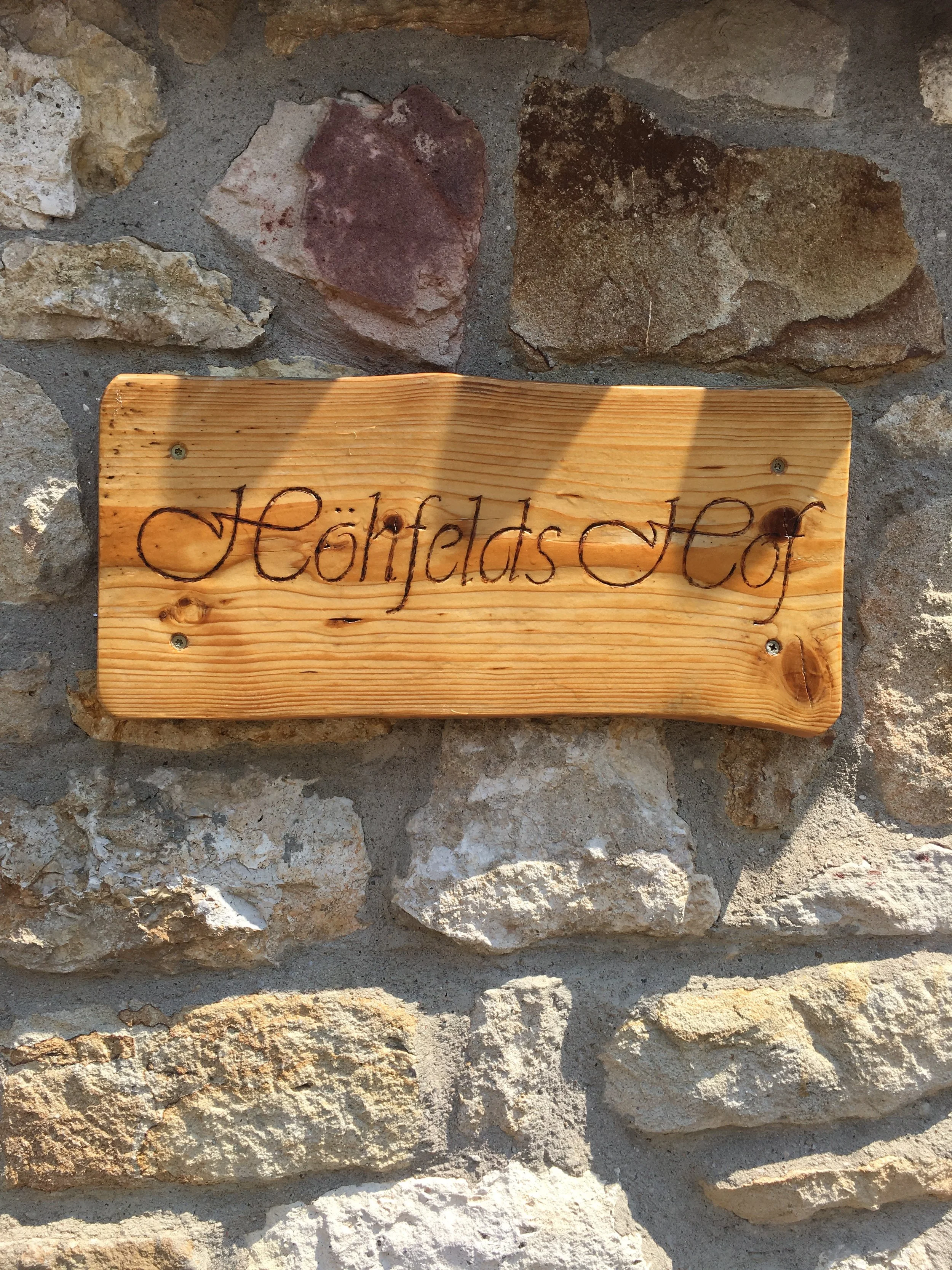 Höhfelds Hof hat eine neue Website...