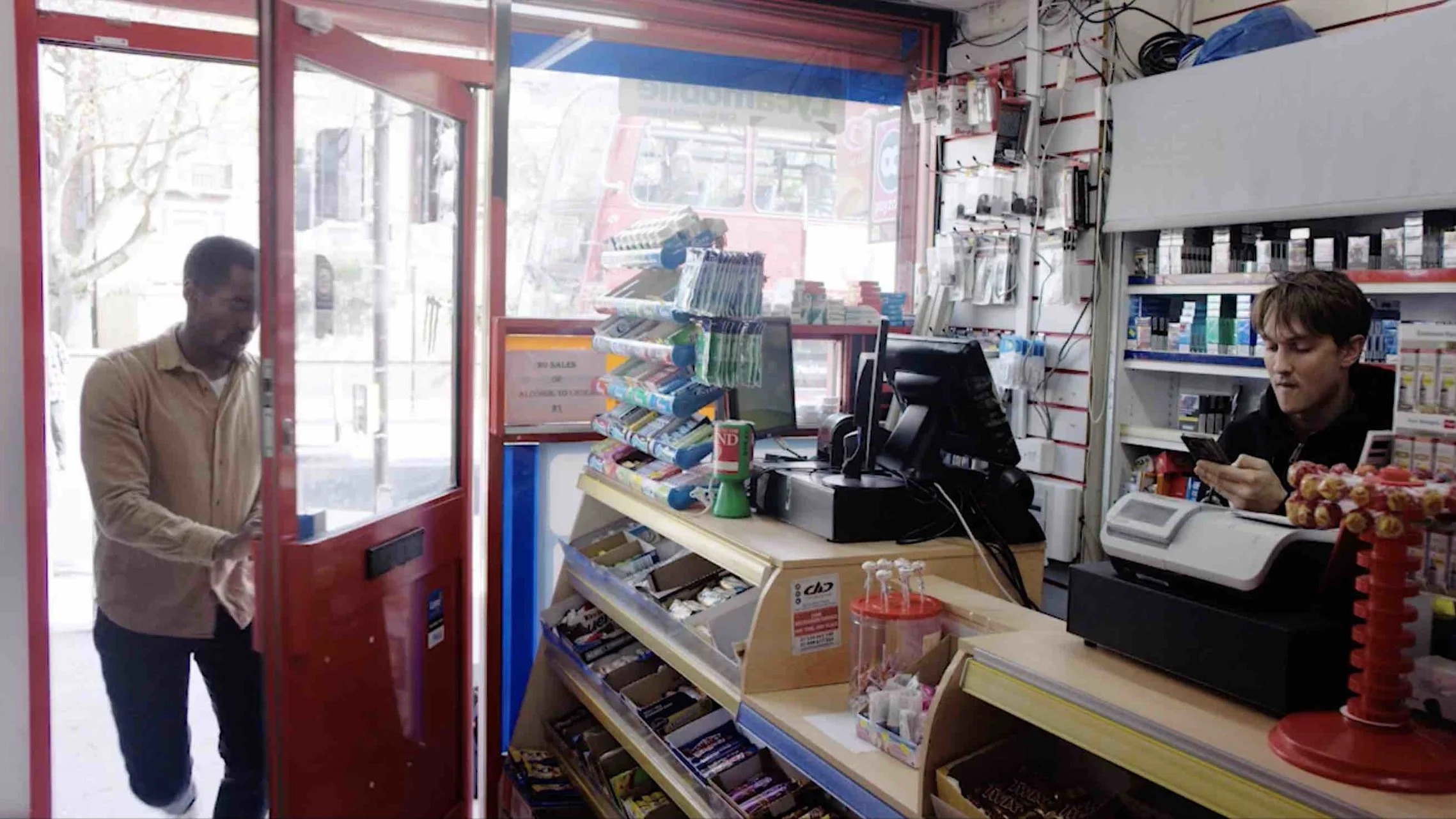 Screen Shot 2017-11-12 at 00.06.jpeg