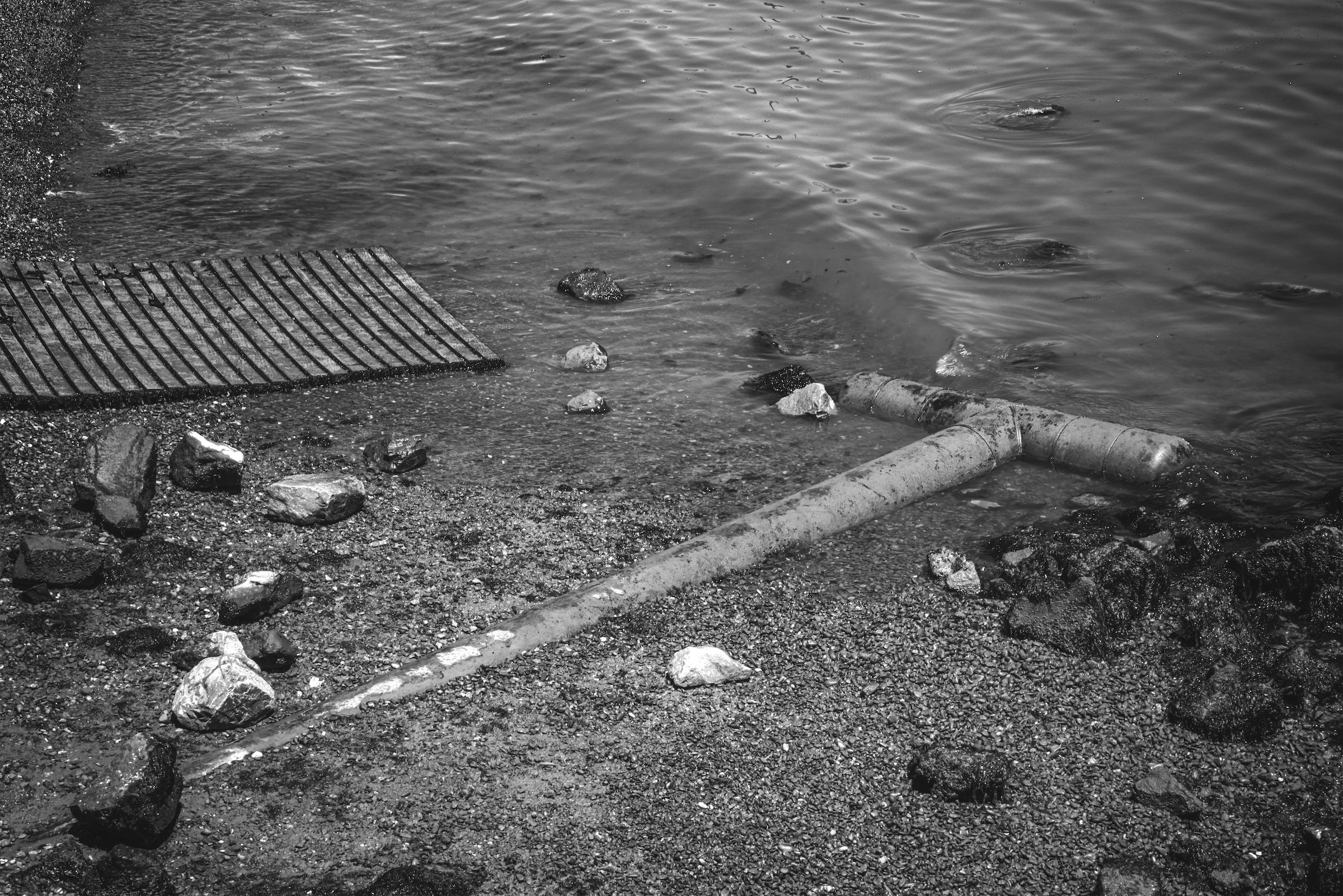 PIPE AND WALKWAY (2022)