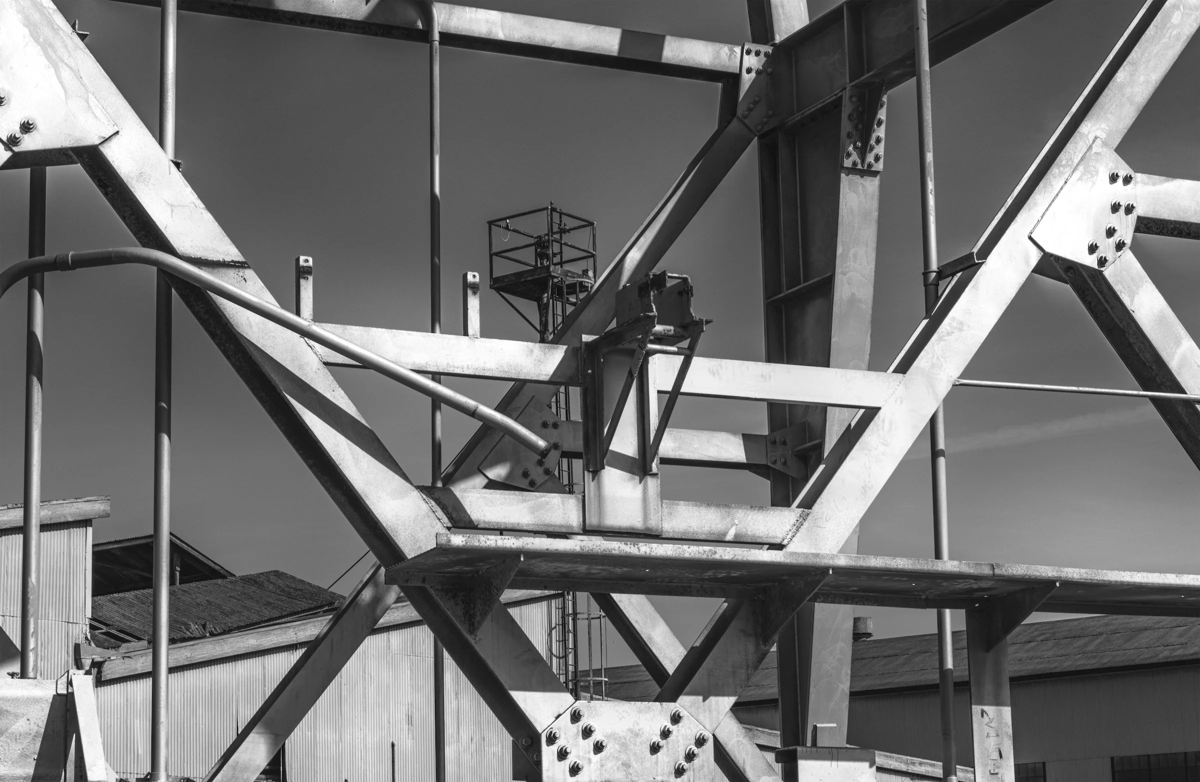 STRUCTURE OF THE TOWER (2022)