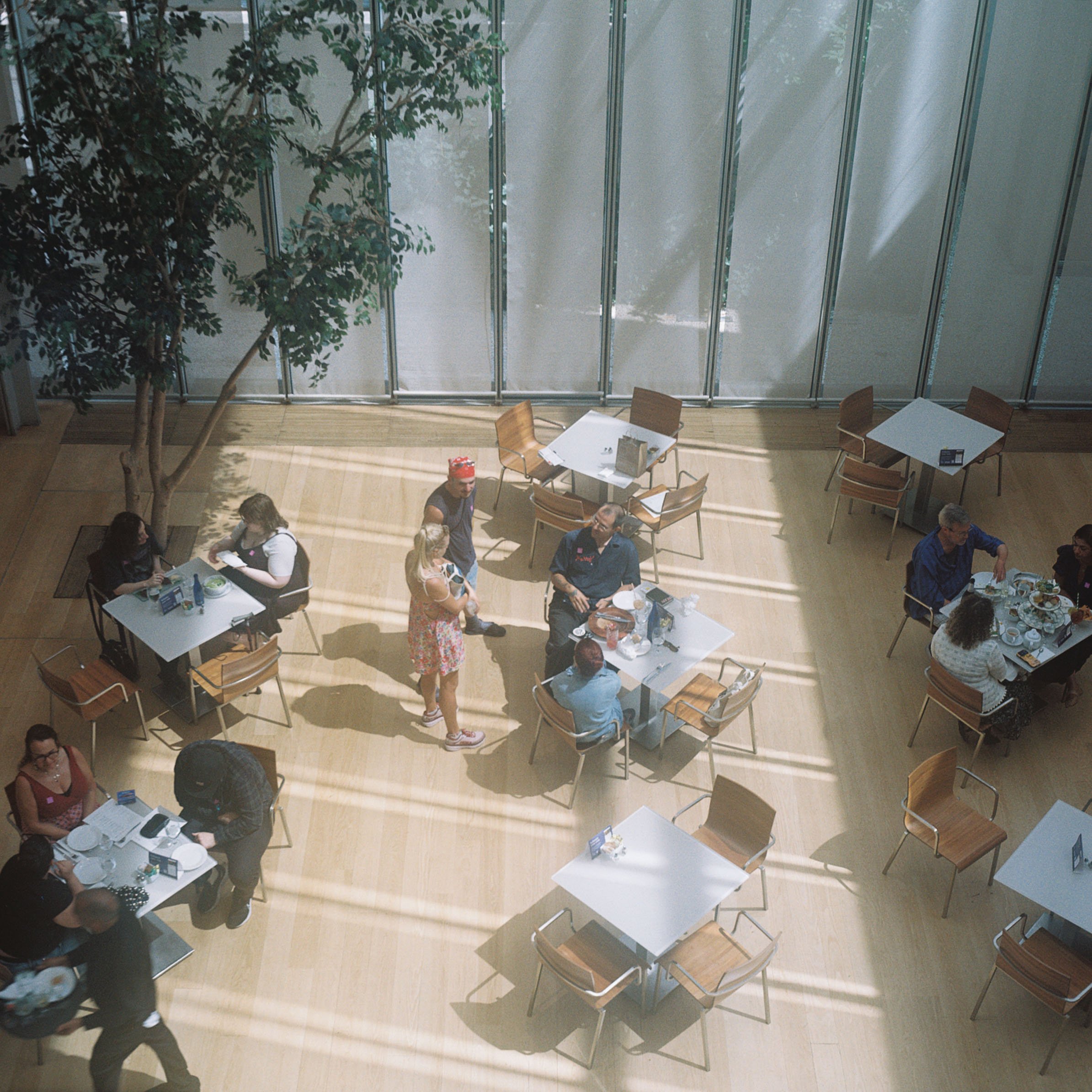 R1-04025-0000.jpg