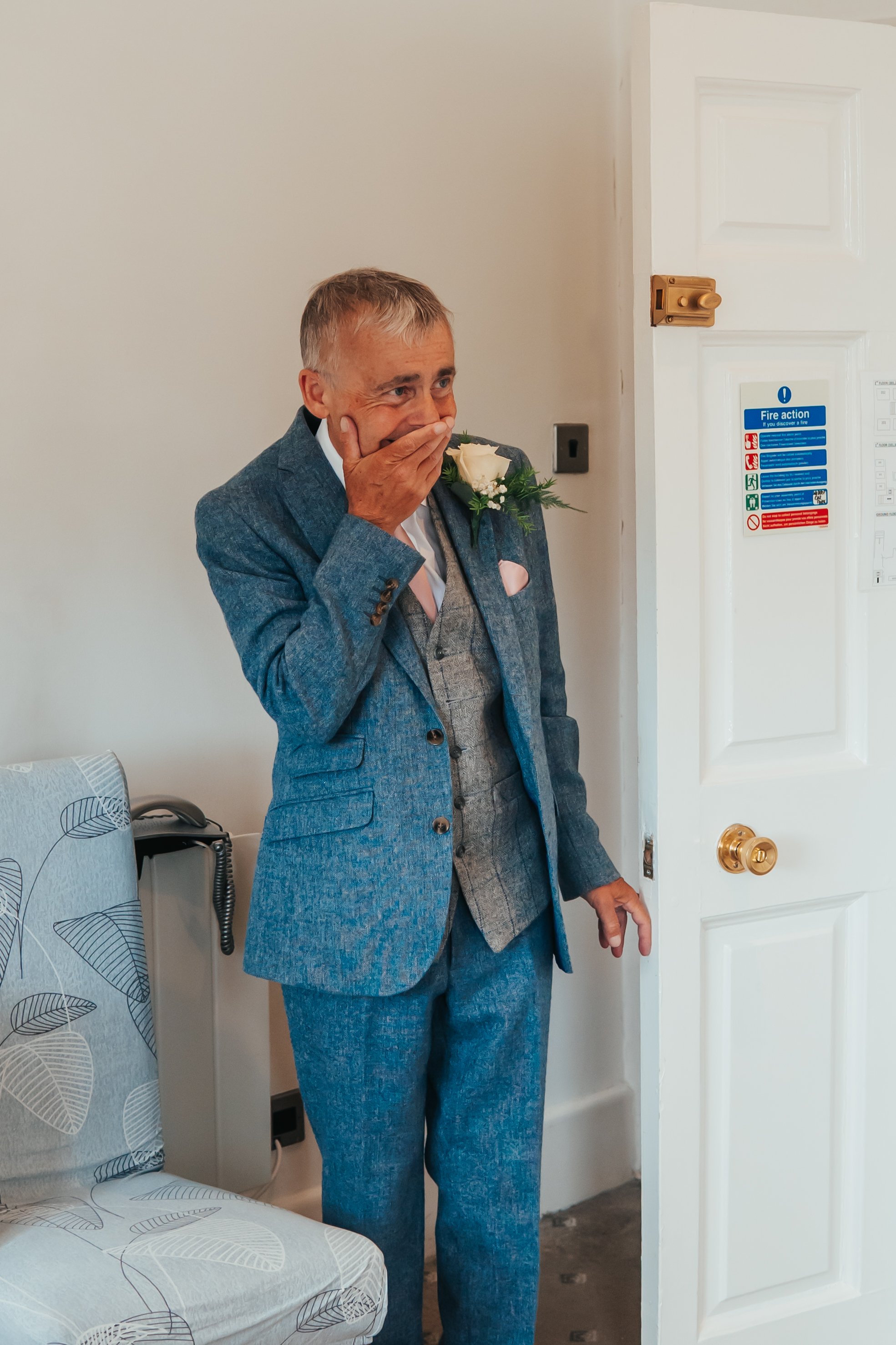2023-06-17 - Lucy & Robs Wedding Previews-6.jpg