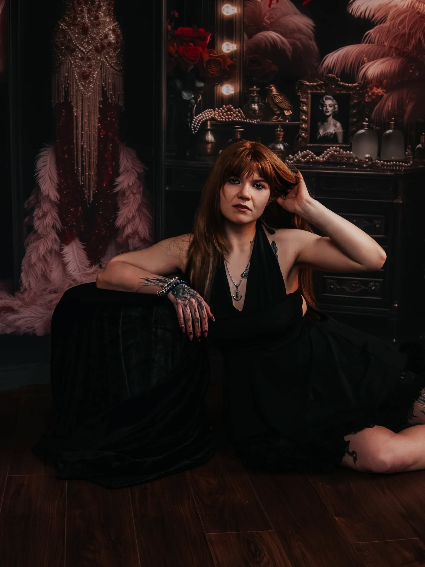 Gallery Delivery Evening ✨️🖤

Next Chapter Autumn &bull; No other caption needed!

Beauty @__tiz_jinx 
Set @babydreambackdrops 
Photography and design @yourchoicephotography 

#leedsboudoirphotographer #ukboudoirphotographer #femaleboudoirphotograph