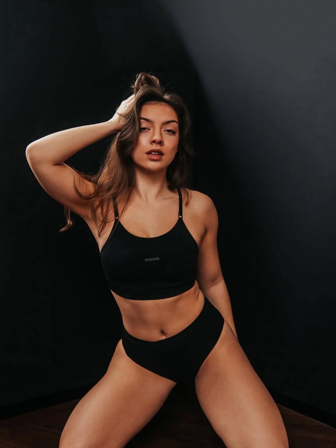 Black on black 🍒

 Last year we official launched fitness boudoir sessions, the same empowerment style and posing with a fitness twist for the gym ladies. From pilates instructors, to strength training, weightlifting and dancers.

@elliejolly_ broug