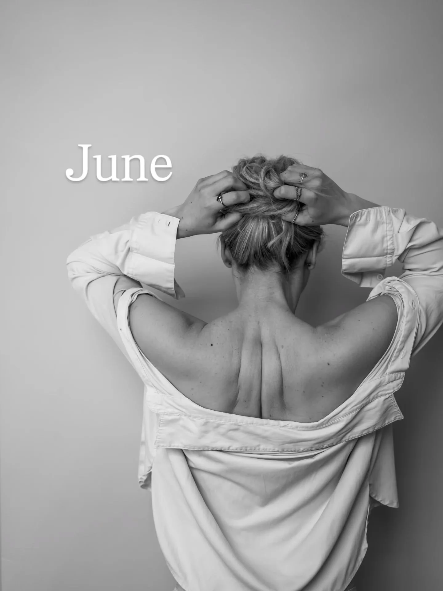 Welcome to June ✨️

@elizaxmary is this months cover girl and her 2nd preview ❤️

Can't wait to get this one delivered, so many gorgeous images and I'm obsessed over the black &amp; white still.

So much exciting stuff coming up over the next few wee