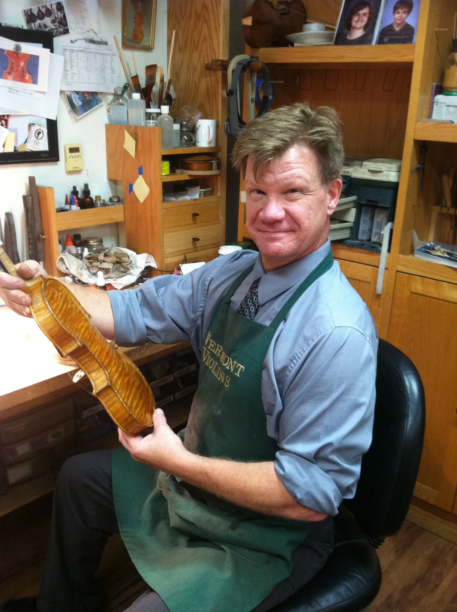 Master luthier James Banicki 