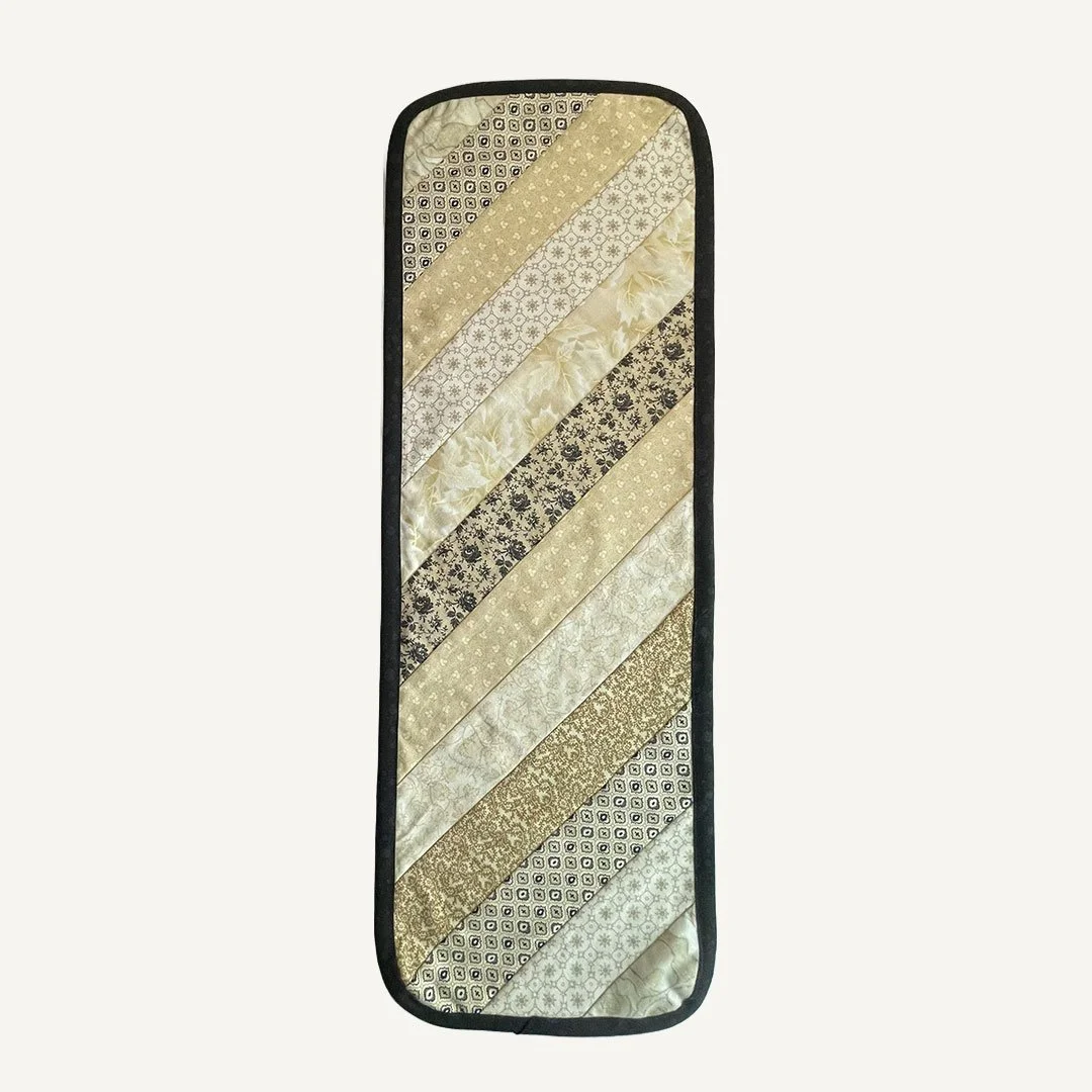 The Antique Aria Oblong Shaped Violin Blanket (No Batting)