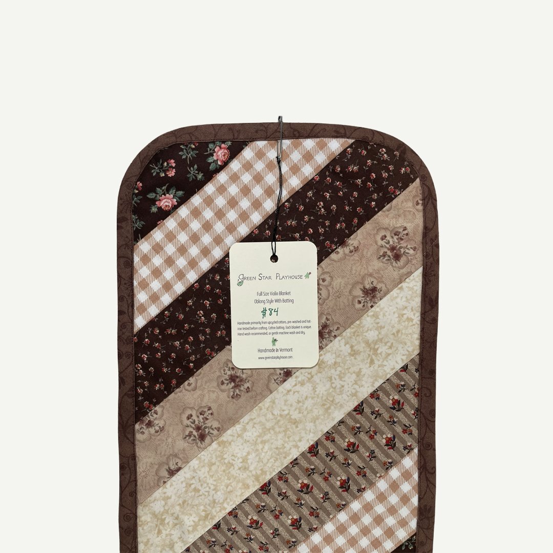The-Gingerbread-Nocturne-Blanket-02.jpg