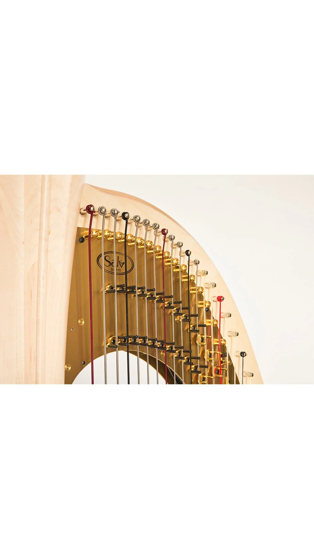 Daphne-Pedal-Harp-05.jpg