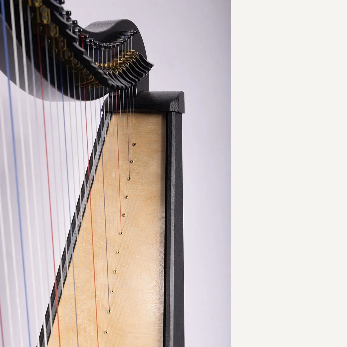 Used-Ravenna-34-Lever-Harp-Sale-03.jpg