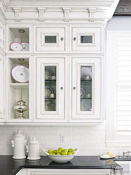 Glass Cabinet Doors, How To Style Upper Glass Kitchen Cabinets
