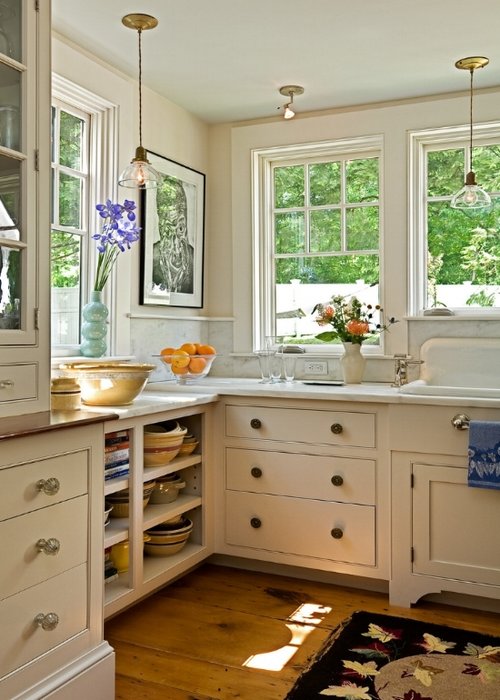 Cream cabinets with white appliances  Grey kitchen cabinets, Cottage  kitchen design, Kitchen cabinets