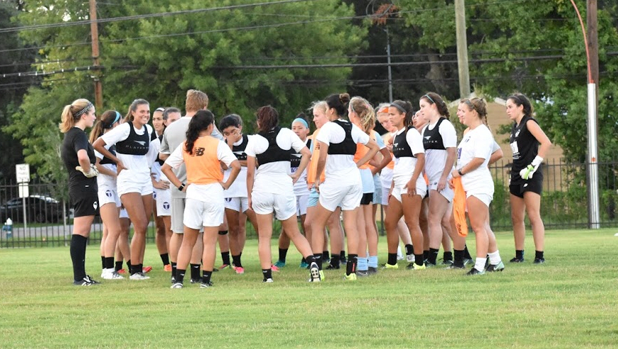 Bluebonnets End Run at National Sweet 16