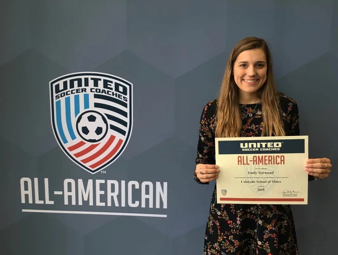 Bluebonnet Emily Townsend Wins All American Honors