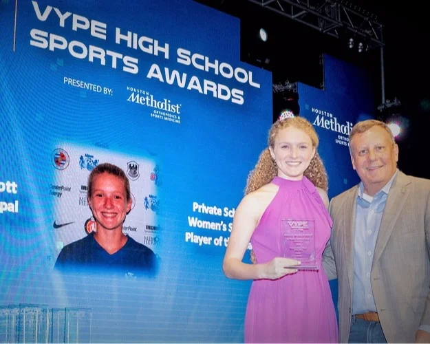 McDermott Tops Class