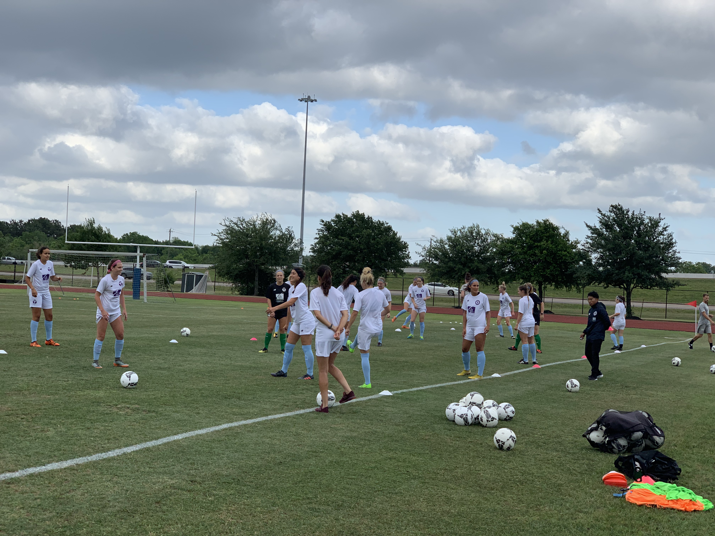 Bluebonnets Open Conference Play with Win