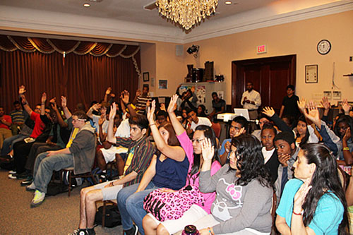 PHOTO_sasha-students2_sashareuther.jpg