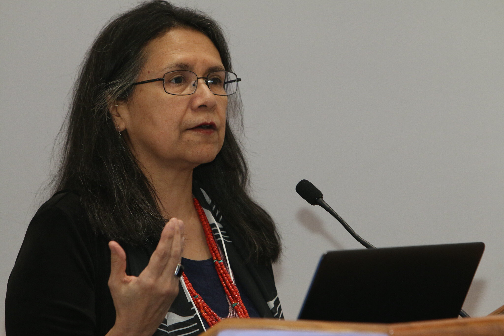 Keynote speaker Debbie Reese. © Rick Reinhard