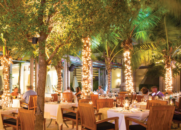 stelle-at-gansevoort-outdoor-dining-1.jpg