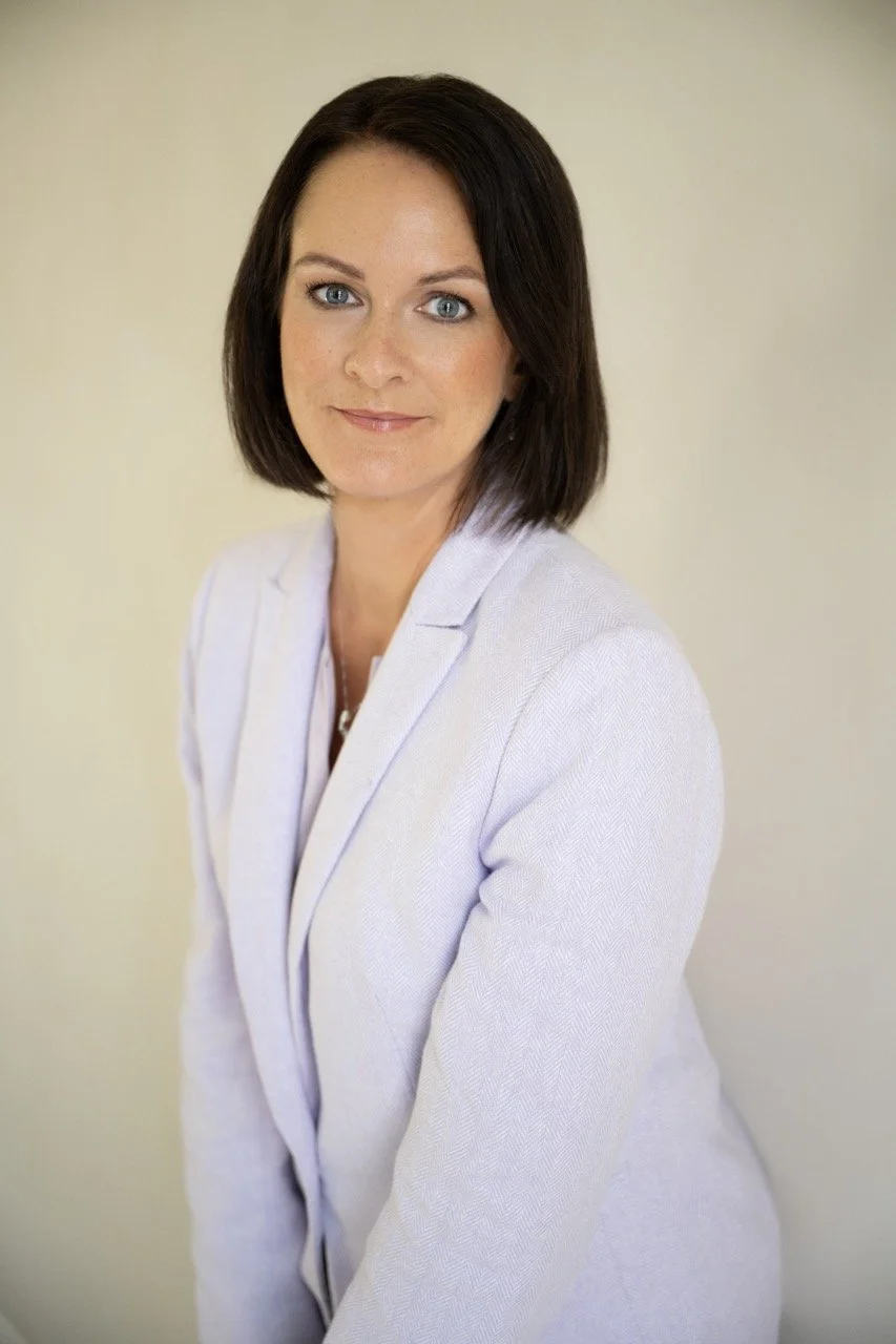 white coat-solid backdrop-headshot