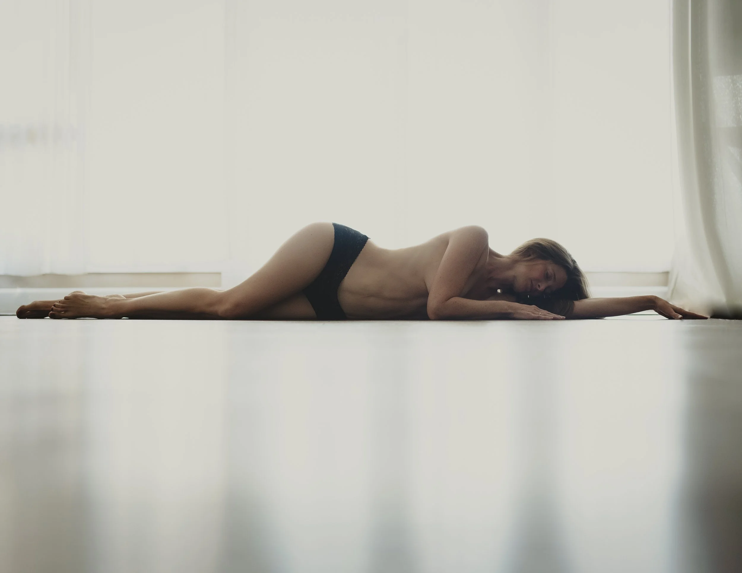 Boudoir Photographer Austin | Why Direction Matters More Than Distance